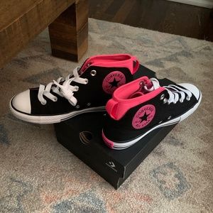 Girls black/pink converse high tops